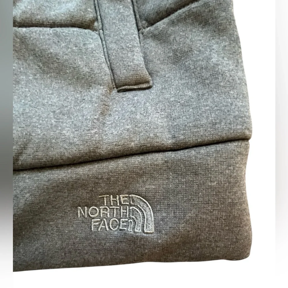 The North Face Ladies Thermal Vest - Picture 5 of 8